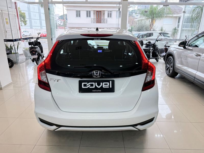 Honda Fit Ex 1.5 16v 2017/2018 COVEL VEICULOS ENCANTADO / Carros no Vale