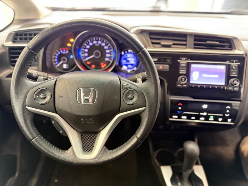 Honda Fit Ex 1.5 16v 2017/2018 COVEL VEICULOS ENCANTADO / Carros no Vale