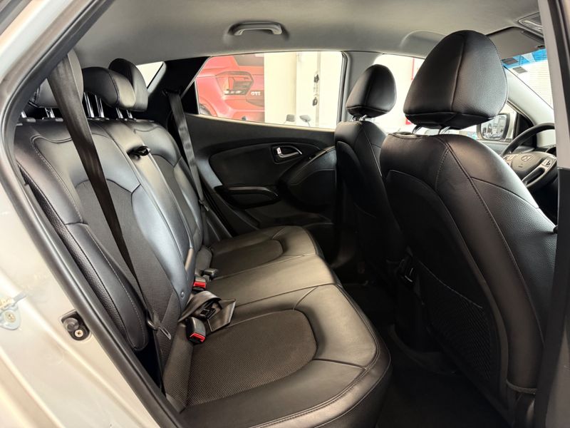 Hyundai Ix35 2.0 Mpfi Gl 16v 2018/2019 COVEL VEICULOS ENCANTADO / Carros no Vale
