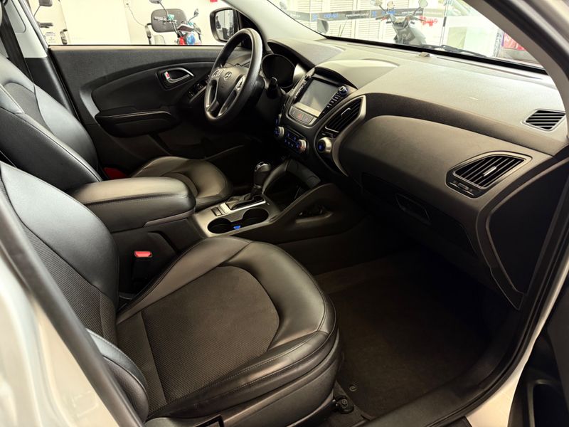 Hyundai Ix35 2.0 Mpfi Gl 16v 2018/2019 COVEL VEICULOS ENCANTADO / Carros no Vale
