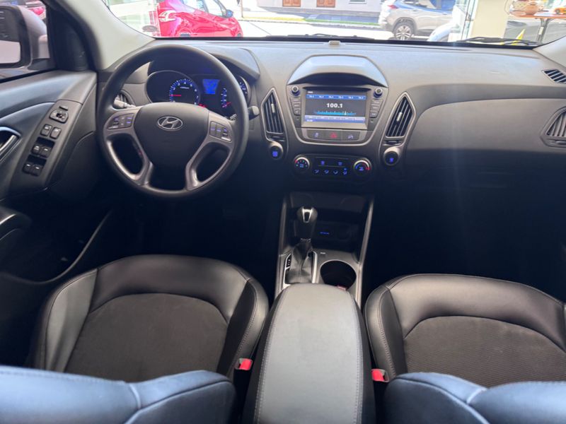 Hyundai Ix35 Gl 2.0 16v 2wd 2020/2021 COVEL VEICULOS ENCANTADO / Carros no Vale