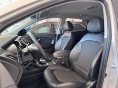 Hyundai Ix35 Gl 2.0 16v 2wd 2020/2021 COVEL VEICULOS ENCANTADO / Carros no Vale
