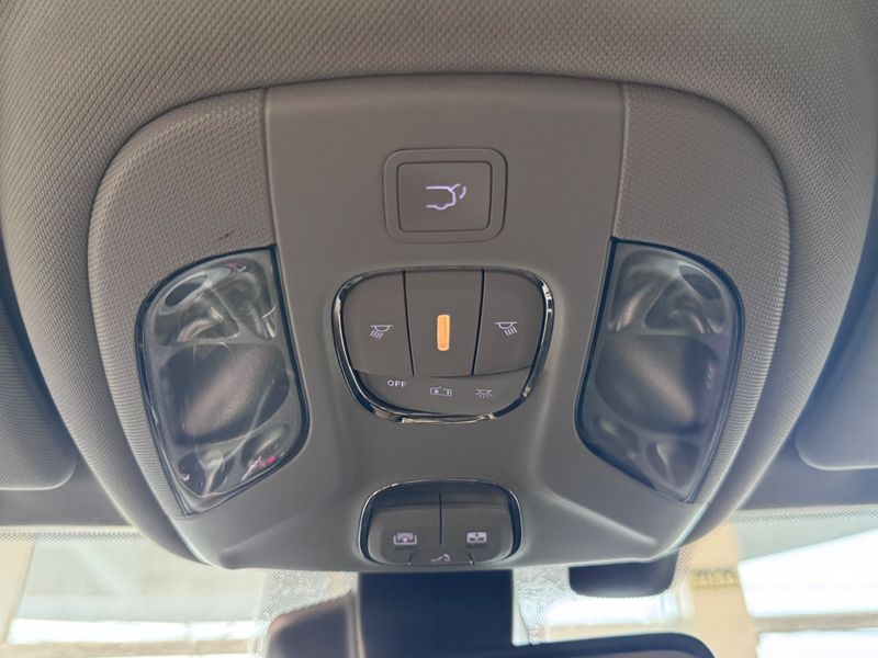 Jeep Compass Limited 2.0 4×4 16v 2021/2021 COVEL VEICULOS ENCANTADO / Carros no Vale