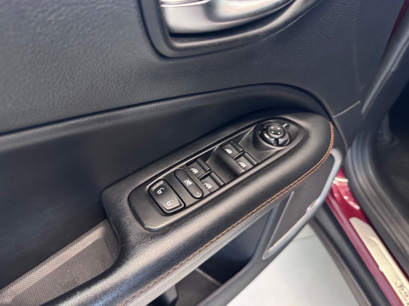Jeep Compass Limited 2.0 4×4 16v 2021/2021 COVEL VEICULOS ENCANTADO / Carros no Vale