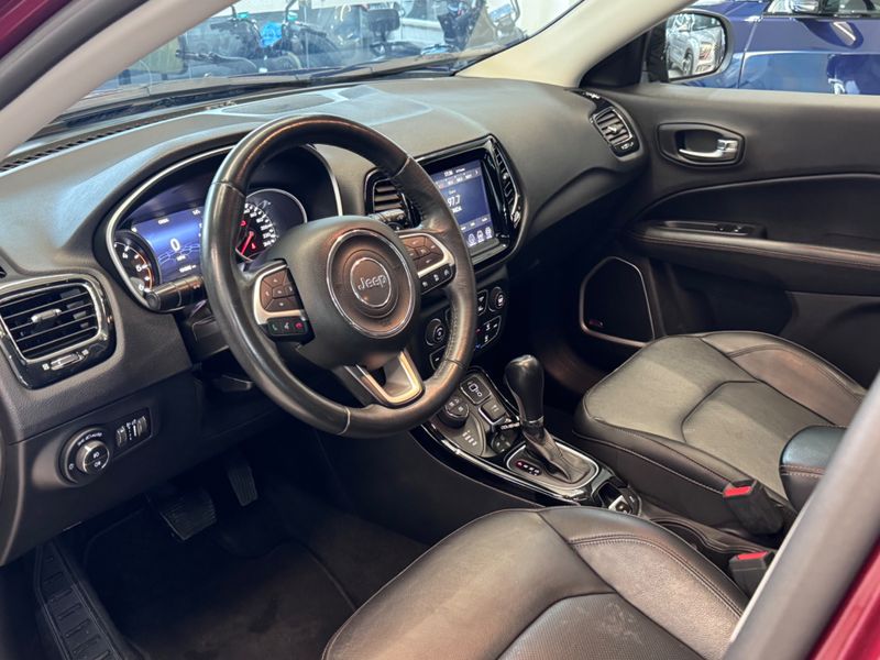 Jeep Compass Limited 2.0 4×4 16v 2021/2021 COVEL VEICULOS ENCANTADO / Carros no Vale
