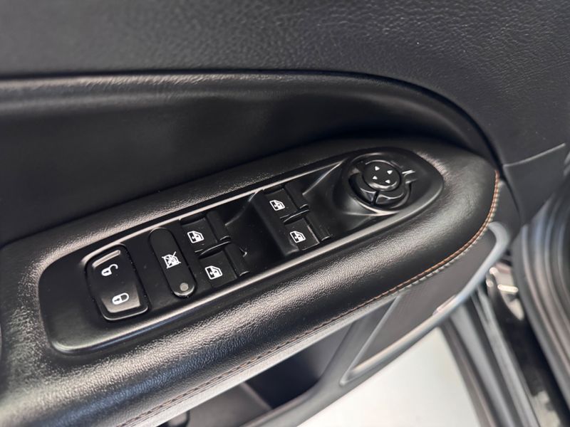 Jeep Compass Longitude 2.0 4×4 Dies 16v 2018/2018 COVEL VEICULOS ENCANTADO / Carros no Vale