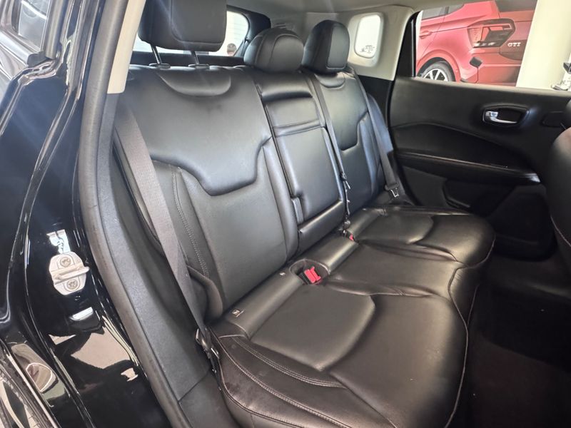 Jeep Compass Longitude 2.0 4×4 Dies 16v 2018/2018 COVEL VEICULOS ENCANTADO / Carros no Vale