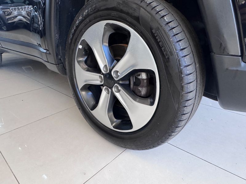 Jeep Compass Longitude 2.0 4×4 Dies 16v 2018/2018 COVEL VEICULOS ENCANTADO / Carros no Vale