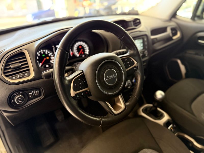 Jeep Renegade 1.8 16v Sport 2015/2016 COVEL VEICULOS ENCANTADO / Carros no Vale