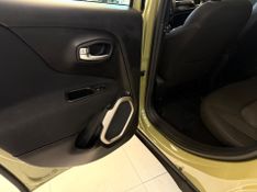 Jeep Renegade 1.8 16v Sport 2015/2016 COVEL VEICULOS ENCANTADO / Carros no Vale