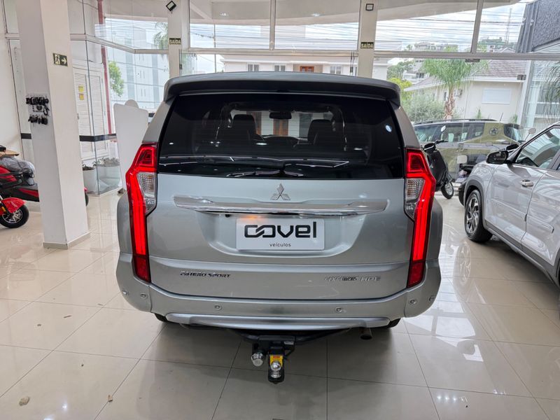 Mitsubishi Pajero Sport Hpe 2.4 4×4 2019/2020 COVEL VEICULOS ENCANTADO / Carros no Vale