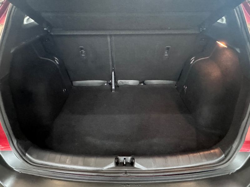 Nissan Kicks 1.6 16v Flexstart S 2018/2019 COVEL VEICULOS ENCANTADO / Carros no Vale