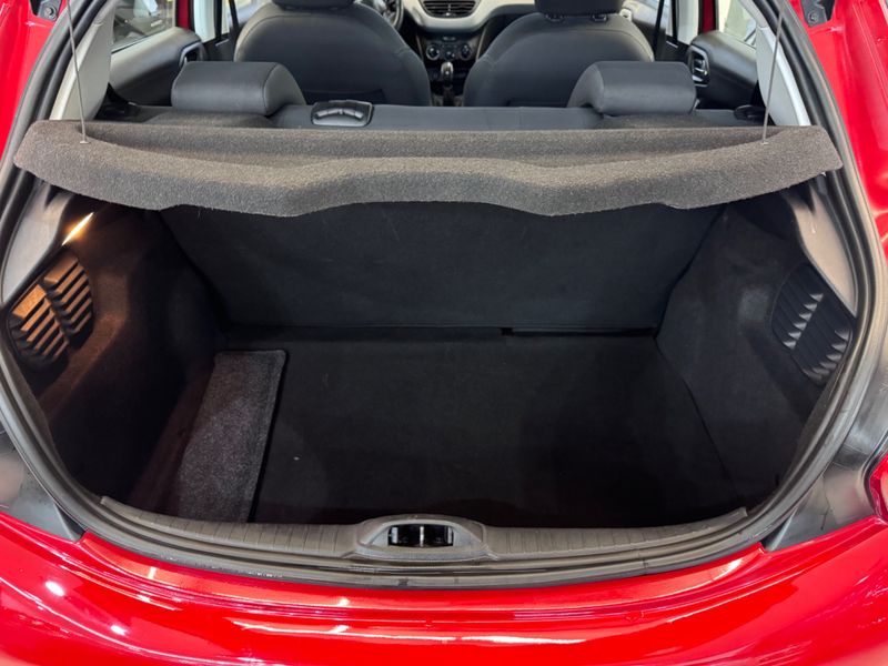 Peugeot 208 1.5 Active Pack 8v 2013/2014 COVEL VEICULOS ENCANTADO / Carros no Vale