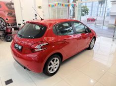 Peugeot 208 1.5 Active Pack 8v 2013/2014 COVEL VEICULOS ENCANTADO / Carros no Vale