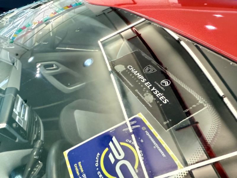 Peugeot 208 1.5 Active Pack 8v 2013/2014 COVEL VEICULOS ENCANTADO / Carros no Vale