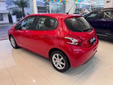 Peugeot 208 1.5 Active Pack 8v 2013/2014 COVEL VEICULOS ENCANTADO / Carros no Vale