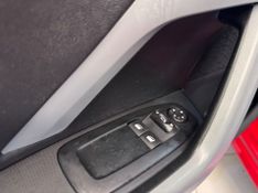 Peugeot 208 1.5 Active Pack 8v 2013/2014 COVEL VEICULOS ENCANTADO / Carros no Vale