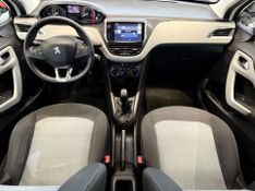 Peugeot 208 1.5 Active Pack 8v 2015/2015 COVEL VEICULOS ENCANTADO / Carros no Vale