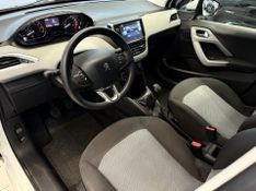 Peugeot 208 1.5 Active Pack 8v 2015/2015 COVEL VEICULOS ENCANTADO / Carros no Vale
