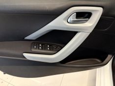 Peugeot 208 1.5 Active Pack 8v 2015/2015 COVEL VEICULOS ENCANTADO / Carros no Vale