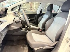 Peugeot 208 1.5 Active Pack 8v 2015/2015 COVEL VEICULOS ENCANTADO / Carros no Vale