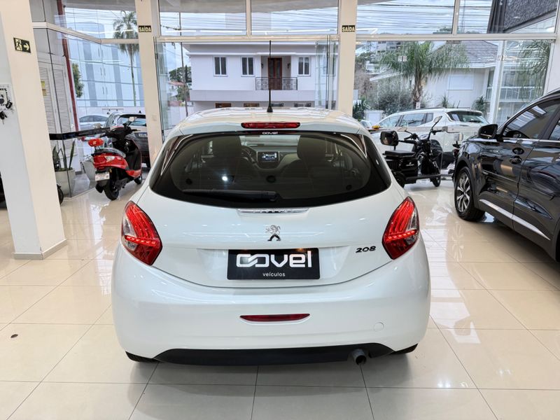 Peugeot 208 1.5 Active Pack 8v 2015/2015 COVEL VEICULOS ENCANTADO / Carros no Vale