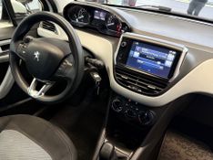 Peugeot 208 1.5 Active Pack 8v 2015/2015 COVEL VEICULOS ENCANTADO / Carros no Vale