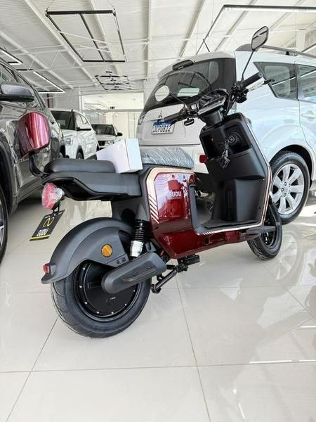 Sudu A4 2025/2025 COVEL VEICULOS ENCANTADO / Carros no Vale