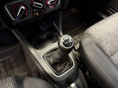 Volkswagen Fox 1.0 Gii 2012/2013 COVEL VEICULOS ENCANTADO / Carros no Vale
