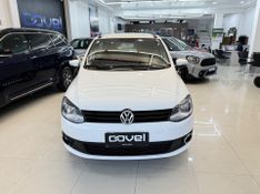 Volkswagen Fox 1.0 Gii 2012/2013 COVEL VEICULOS ENCANTADO / Carros no Vale