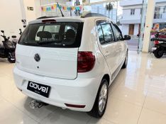 Volkswagen Fox 1.0 Gii 2012/2013 COVEL VEICULOS ENCANTADO / Carros no Vale