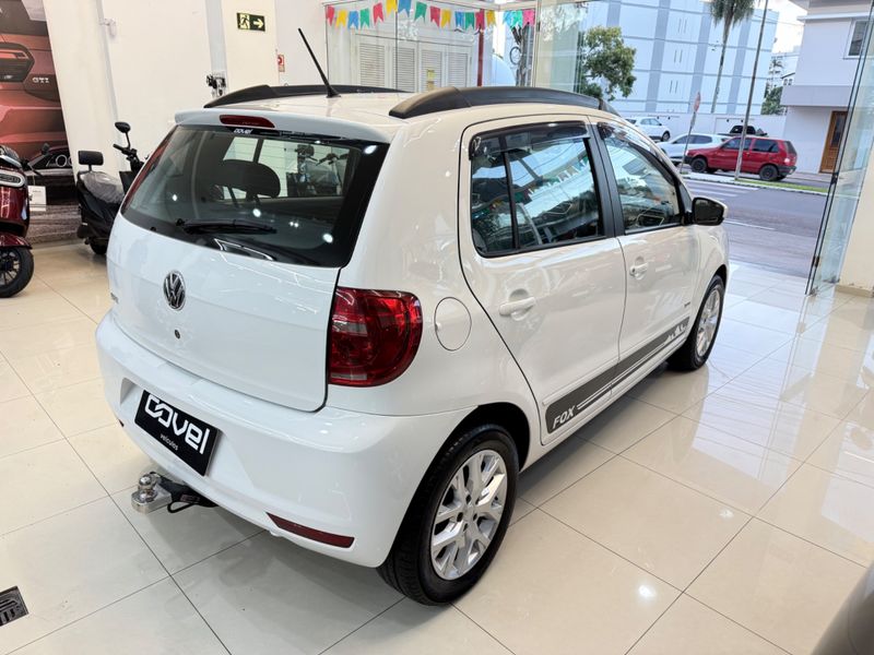 Volkswagen Fox 1.0 Gii 2012/2013 COVEL VEICULOS ENCANTADO / Carros no Vale