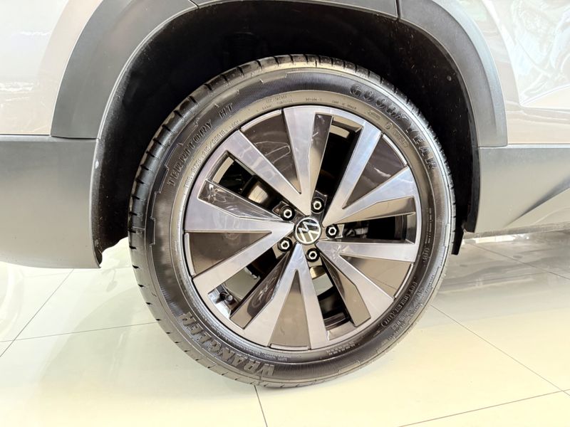 Volkswagen Taos Launching 2021/2022 COVEL VEICULOS ENCANTADO / Carros no Vale