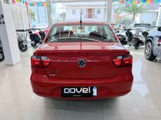 Volkswagen Voyage 1.0 Mi 8v 2013/2014 COVEL VEICULOS ENCANTADO / Carros no Vale