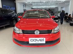 Volkswagen Voyage 1.0 Mi 8v 2013/2014 COVEL VEICULOS ENCANTADO / Carros no Vale