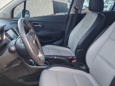Chevrolet TRACKER LTZ 1.4 TURBO 2017 GRASSI VEÍCULOS LAJEADO / Carros no Vale