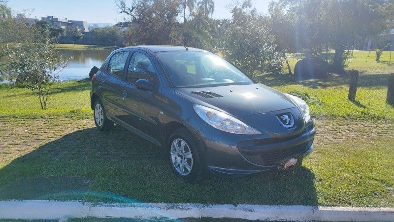 Peugeot 207 XR 1.4 2010 GRASSI VEÍCULOS LAJEADO / Carros no Vale