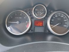 Peugeot 207 XR 1.4 2010 GRASSI VEÍCULOS LAJEADO / Carros no Vale