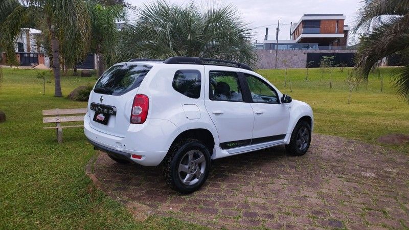 Renault DUSTER DYNAMIQUE 2.0 2014 GRASSI VEÍCULOS LAJEADO / Carros no Vale