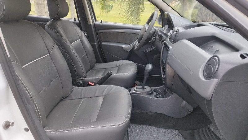 Renault DUSTER DYNAMIQUE 2.0 2014 GRASSI VEÍCULOS LAJEADO / Carros no Vale