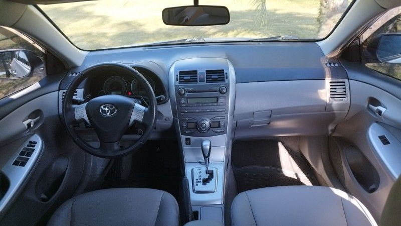 Toyota COROLLA XEi 2.0 2012 GRASSI VEÍCULOS LAJEADO / Carros no Vale