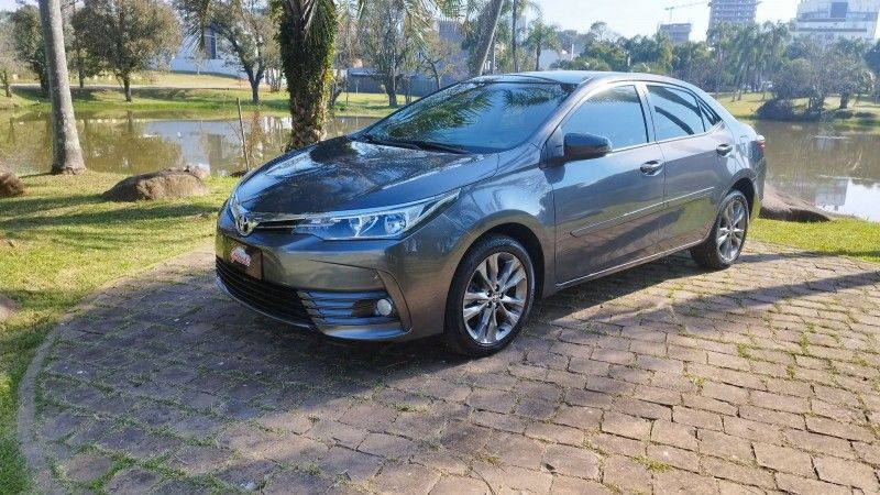 Toyota COROLLA XEi 2.0 2019 GRASSI VEÍCULOS LAJEADO / Carros no Vale