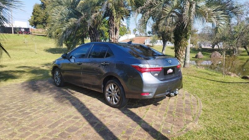 Toyota COROLLA XEi 2.0 2019 GRASSI VEÍCULOS LAJEADO / Carros no Vale