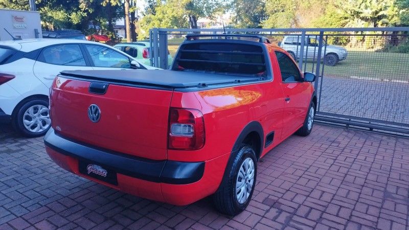 Volkswagen SAVEIRO 1.6 2015 GRASSI VEÍCULOS LAJEADO / Carros no Vale