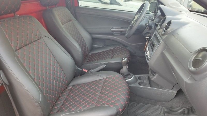 Volkswagen SAVEIRO 1.6 2015 GRASSI VEÍCULOS LAJEADO / Carros no Vale