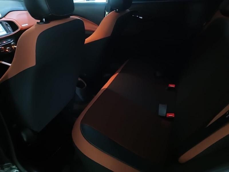 Chevrolet ONIX ACTIV 1.4 2018 HÉLIO AUTOMÓVEIS LAJEADO / Carros no Vale
