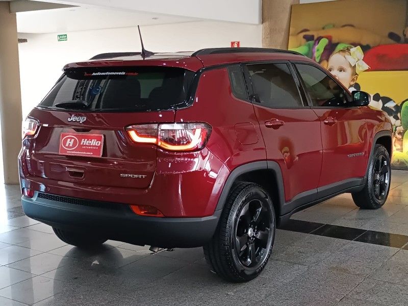 Jeep COMPASS SPORT 2.0 2017 HÉLIO AUTOMÓVEIS LAJEADO / Carros no Vale