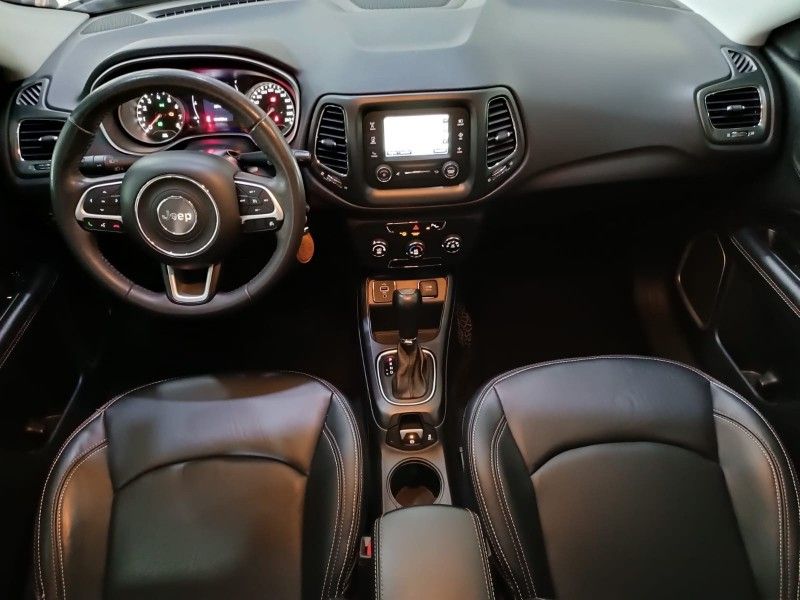 Jeep COMPASS SPORT 2.0 2017 HÉLIO AUTOMÓVEIS LAJEADO / Carros no Vale