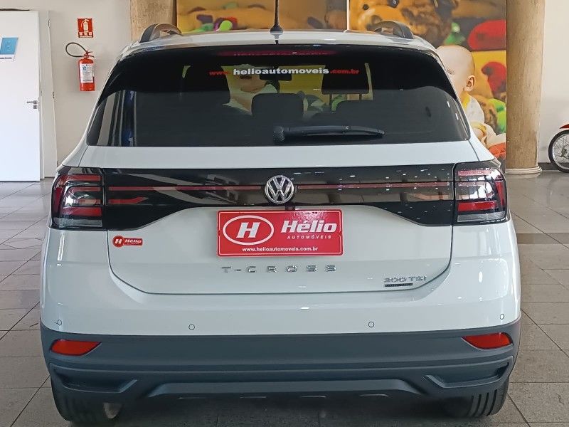 Volkswagen T-CROSS 1.0 200TSI 2020 HÉLIO AUTOMÓVEIS LAJEADO / Carros no Vale