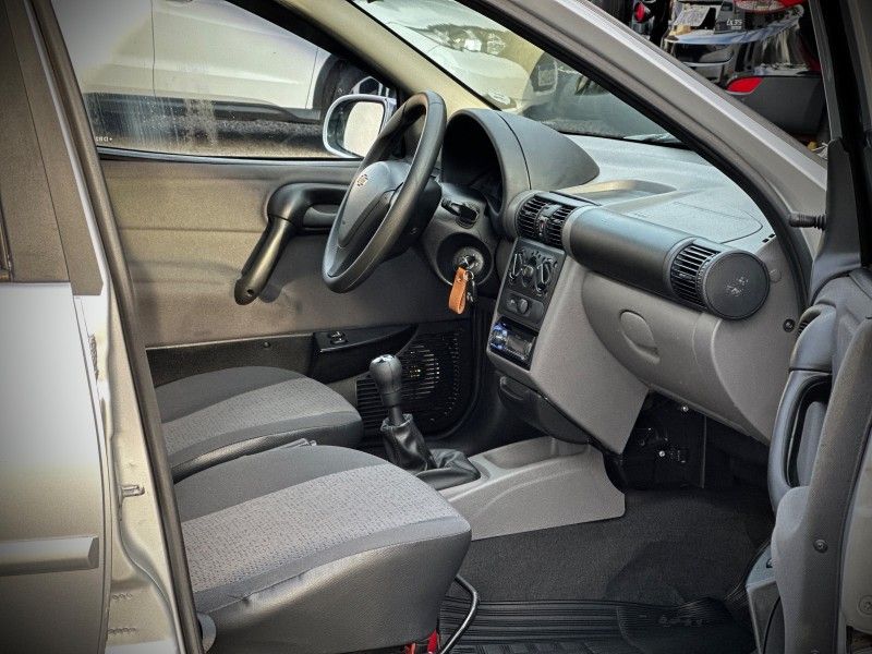 Chevrolet CLASSIC LS 1.0 VHC 2013 NEUMANN VEÍCULOS ARROIO DO MEIO / Carros no Vale